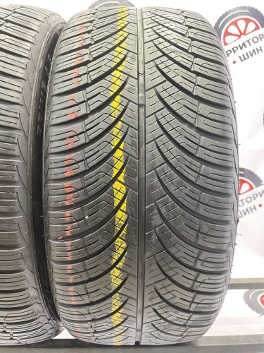 Roadmarch Prime A/S  R17 225/45