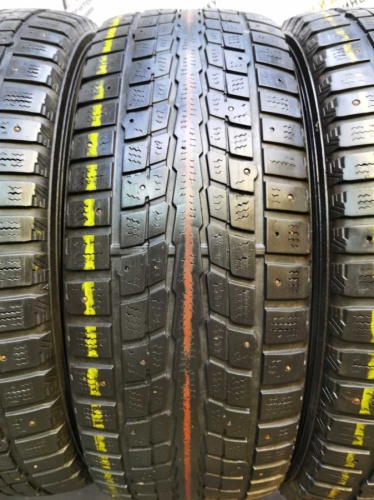 Dunlop SP Winter Ice 01 R17 225/65