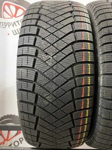 Pirelli IceZero FR Новые R19 255/55
