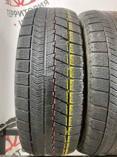 Bridgestone BliZZak VRX R16 215/65