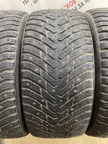 Nokian Hakkapeliitta 8 R17 225/45