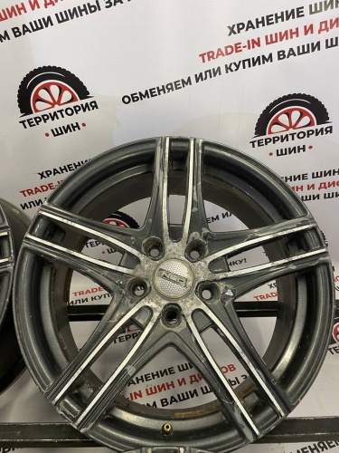 ЛИТЫЕ  R17 5x114.3 ЦО71 ET45 7.6J