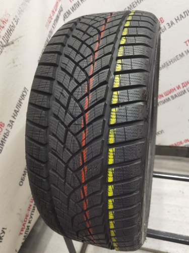 Goodyear UltraGrip R18 205/40