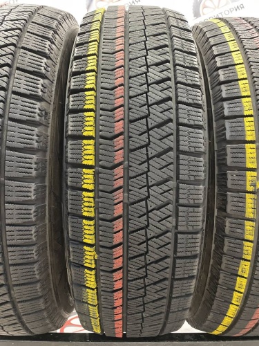 Bridgestone Blizzak VRX2  R15 185/65