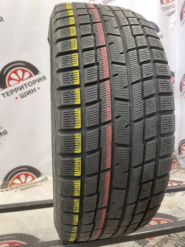 Yokohama Ice Guard IG30 R17	215/50