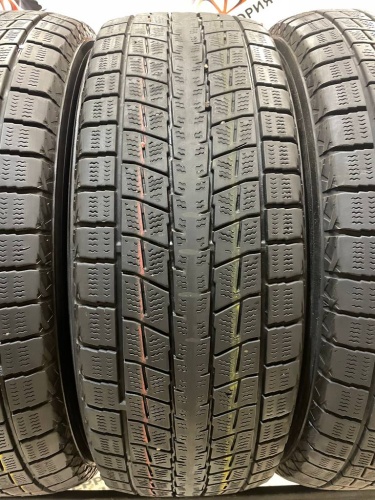 Dunlop WinterMaxx SJ8 225/65/17