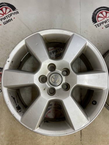 Литье Toyota R17 5*114.3 ЦО60.1 ЕТ35 6.5J
