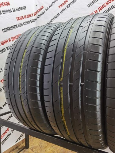 Kumho Ecsta PS71 R19 245/45