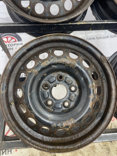 Штампы чёрные  R16 5х114.3 цо67.1 6.5j et50