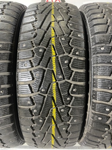 Pirelli Ice Zero R17 215/65