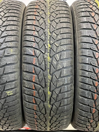 Nokian WR d4 R16	215/65