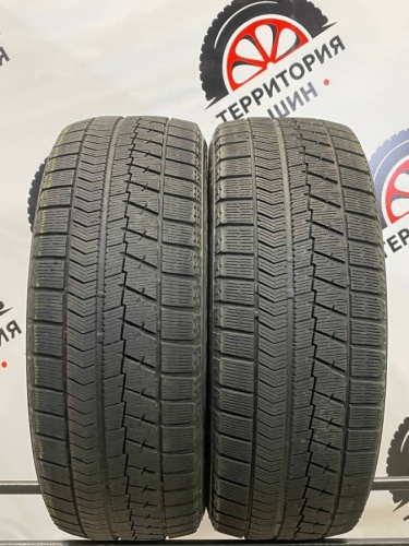 Bridgestone Blizzak VRX R17 215/55