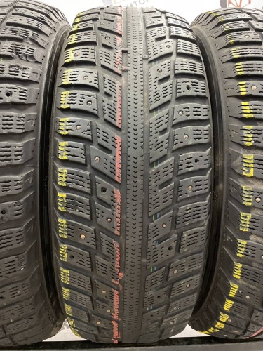 Kumho I'Zen KW22  R16 215/65