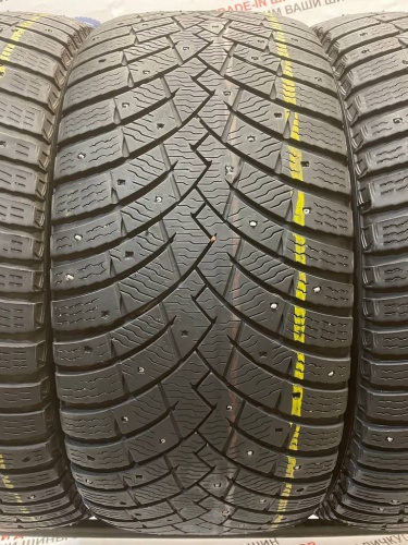 Pirelli Scorpion Ice Zero 2 R20 285/50