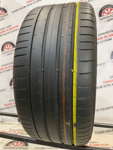 Pirelli P Zero PZ4 RFT R19	255/35