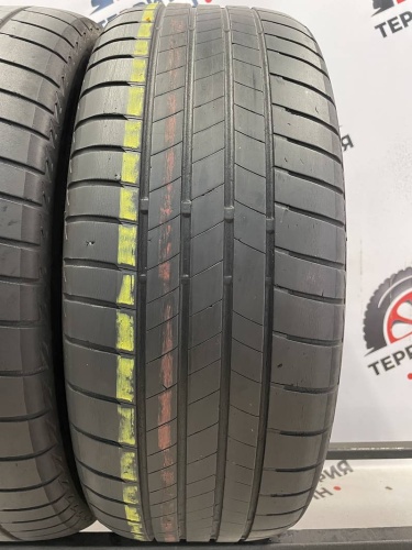Bridgestone Turanza T005 R17 215/55
