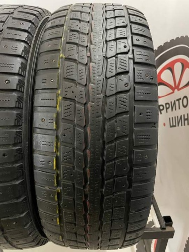 Dunlop Winter Ice R17 235/65