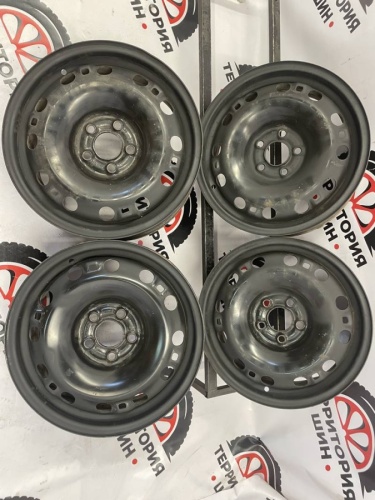 Штампованный VW  R15 5x100 цо57.1 et38 6j