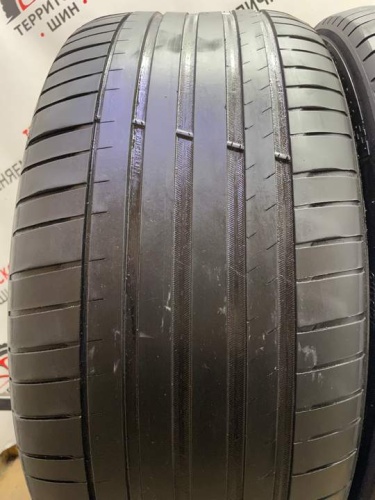 Michelin Pilot Sport 4 SUV R22 275/40