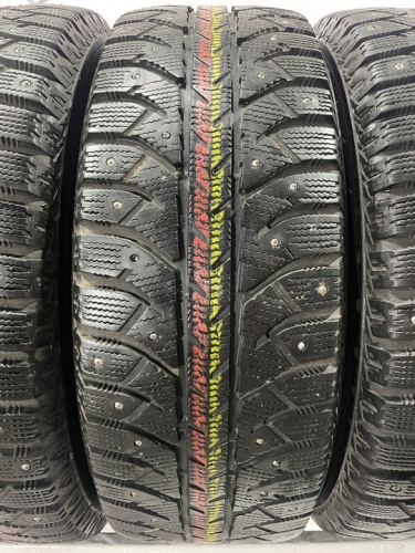 Bridgestone Ice Cruiser 7000 R15 205/65