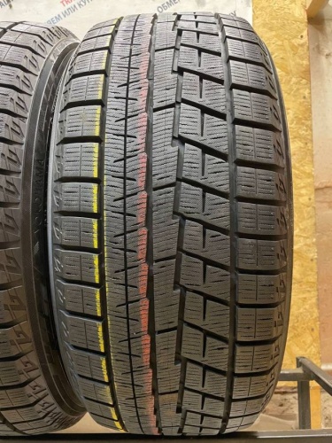 Yokohama Ice Guard IG60  R19	225/40
