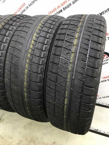 Bridgestone Blizzak Revo GZ R18 225/60