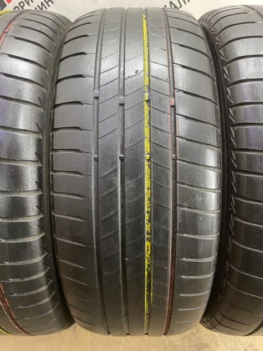 Bridgestone T005 R16 215/60