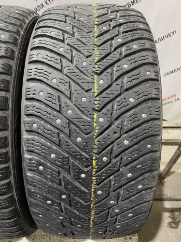 Nokian Tyres Hakkapeliitta 8 R18 235/45