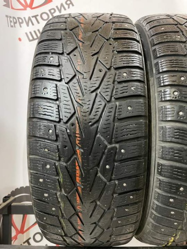 Nokian Hakka 7 R16 215/65.