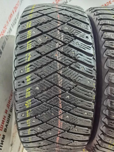 Goodyear UltraGrip Ice Arctic R17 225/50