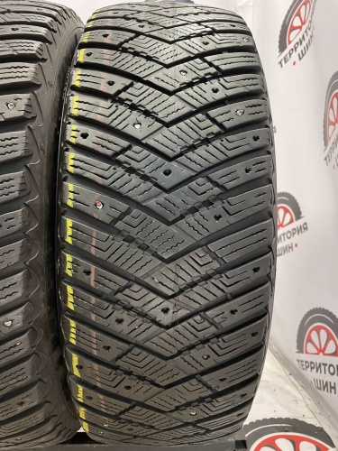 Goodyear Ultra Grip Ice Arctic 2 SUV R17 215/60