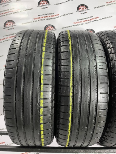 Nokian Tyres  Hakka Blue  R16	215/70