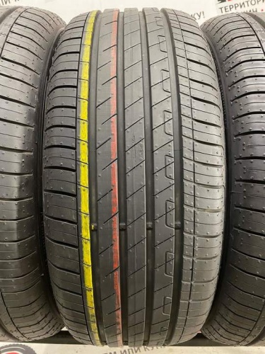 GoodYear EfficientGrip Performance R17 215/55