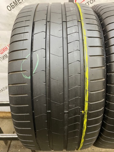 Pirelli P Zero PZ4 275/30 97Y R20