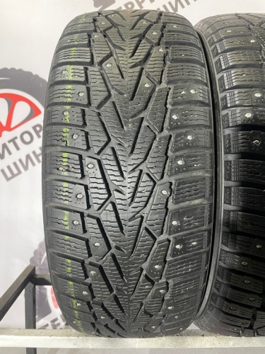 Nokian Tyres Hakkapeliitta 7 R16 225/60
