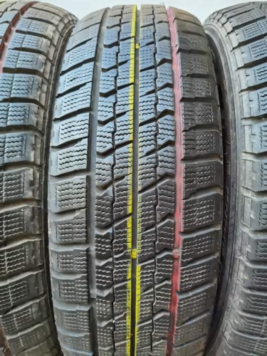 Goodyear Ice Navi Zea II R16 205/60