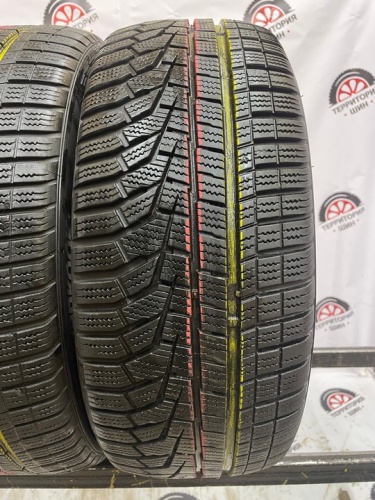 Hankook winter i*cept evo 2 R17 205/45 88V