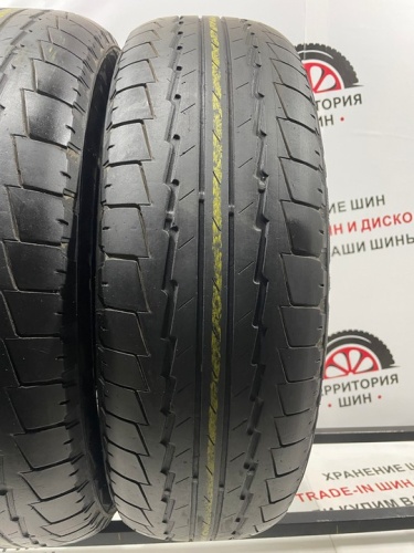 Kumho Road Venture ST KL11 R16 235/75