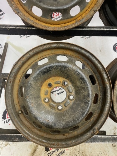 Штампы Ford ржавые R15 5x108 dia 63,3 Et 50 6J