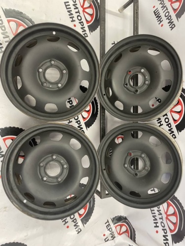 Штампованный  R16 5x114.3 цо63 et50 6.5j