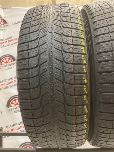 Michelin X-Ice XI3 R17	215/60