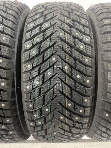 iLink Wintervorhut Stud II R17 205/50