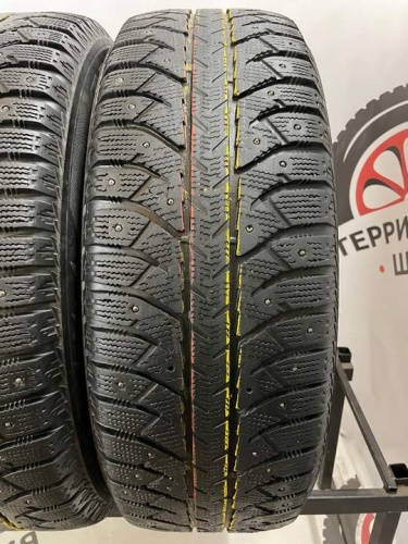 Bridgestone Ice Cruser 7000 R17 235/65