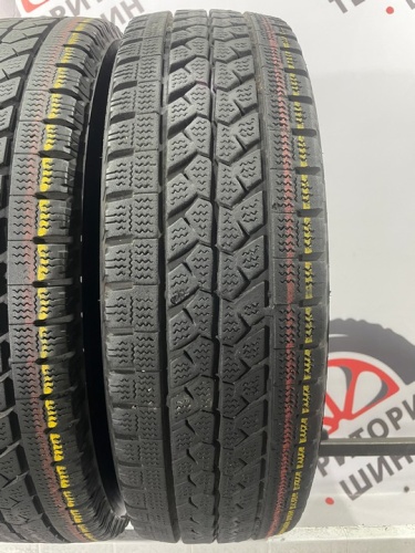 Bridgestone Blizzak W979 R16 205/70