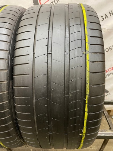 Pirelli P Zero PZ4 275/30 97Y R20