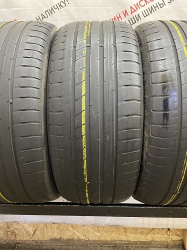 Goodyear EfficientGrip Performance R18 225/45 96W