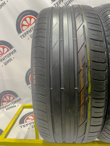 Bridgestone Turanza T001 R18	225/50