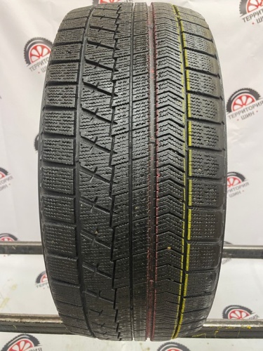 Bridgestone Blizzak VRX R17 235/45 94S Bridgestone Blizzak VRX R17 235/45 94S