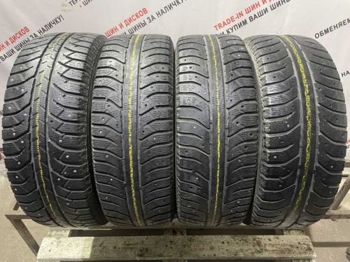 Bridgestone Ice Cruiser 7000 R15 205/65