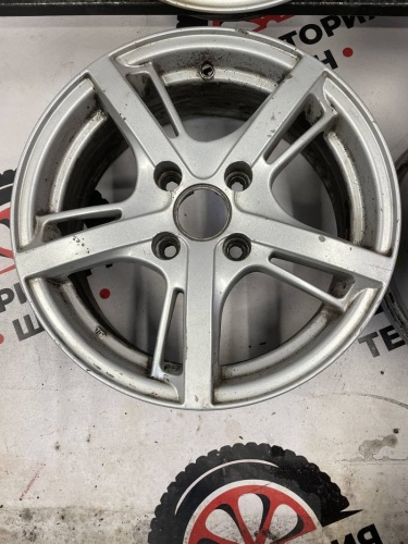 Диски литые Варенные R15  4x108 ЦО66.6 ET45 6.5J
